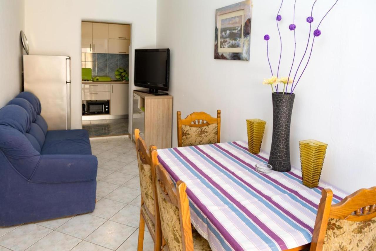 Pag Marina Rooms & Apartment Εξωτερικό φωτογραφία